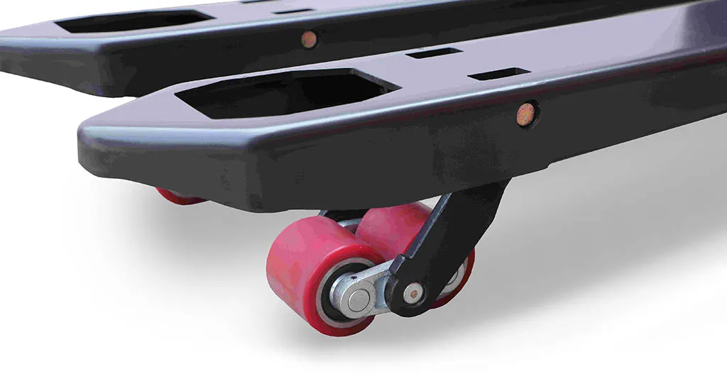 Transpaleta Eléctrica Gama Essential de Mitsubishi detalle ruedas