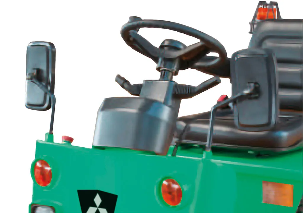Carretilla Remolcadora Tractor de Arrastre Essential de Mitsubishi detalle volante